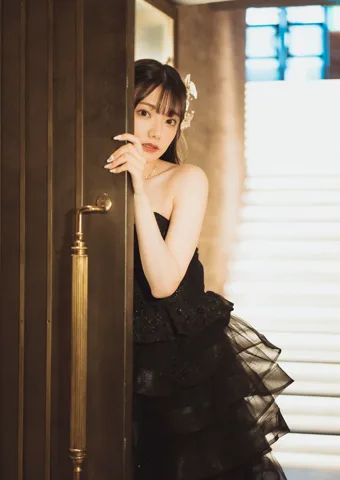 LadyMary 30